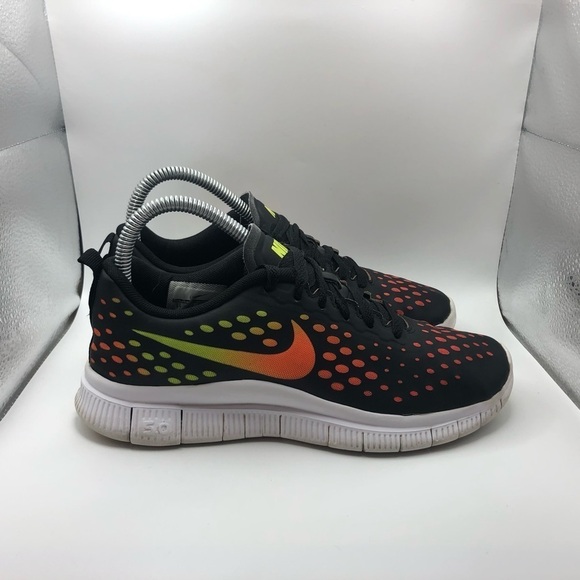 Nike black orange green sneakers youth size 6/ womens size 7.5 - Picture 2 of 9